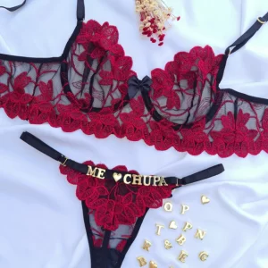 Conjunto Personalizável Lulu Pétala Preto Bordado Vermelho